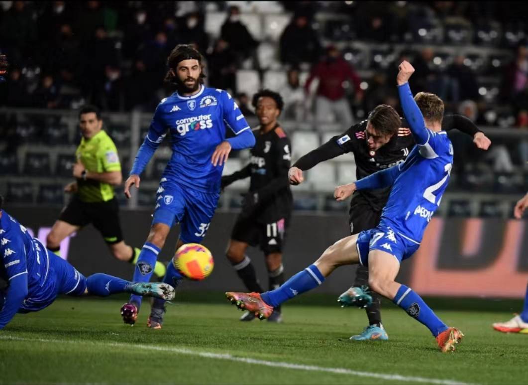 包含沃尔夫斯堡队在比赛中表现出色,赢得胜利!的词条 包含沃尔夫斯堡队在比赛中表现出色,赢得胜利!的词条