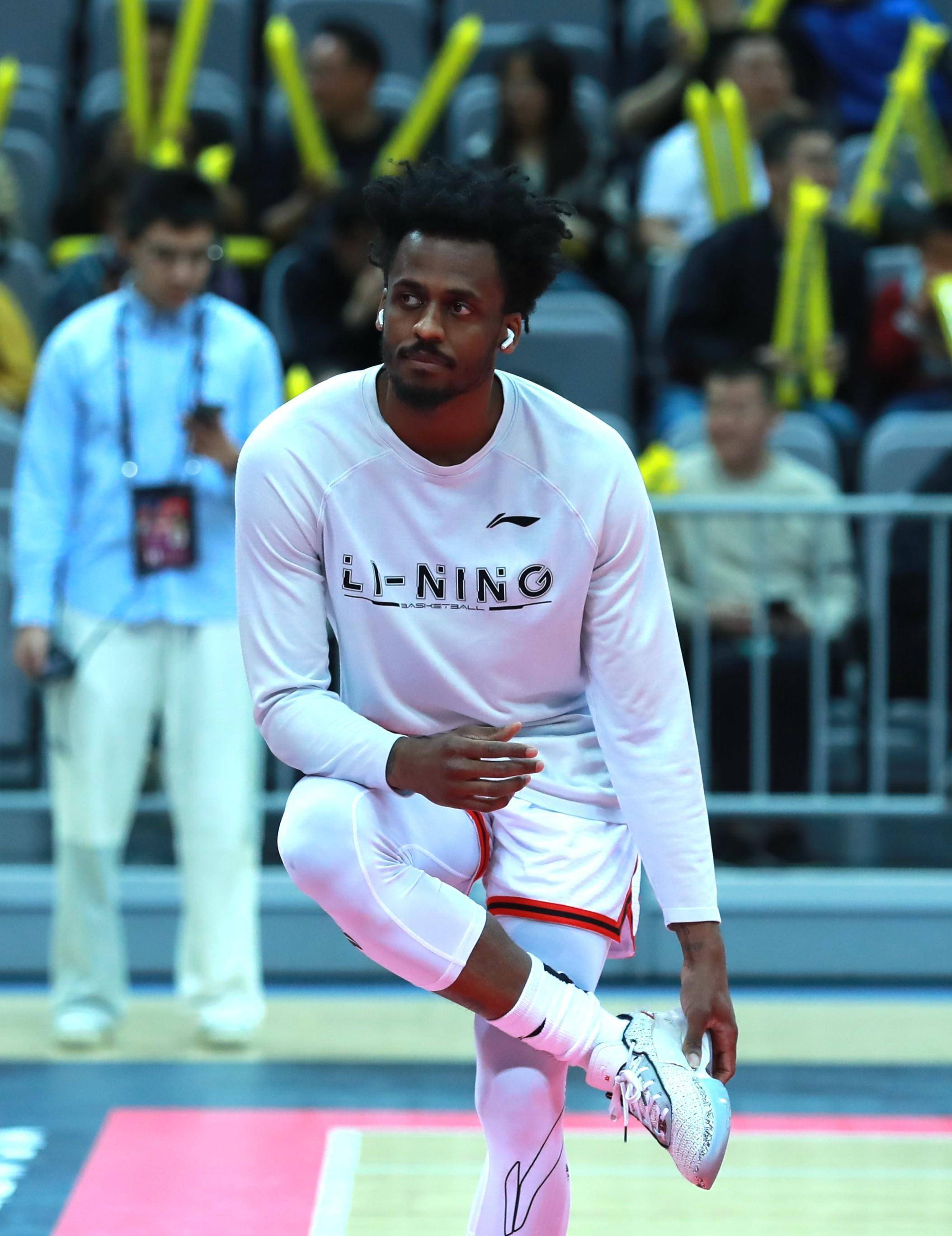 开云体育APP下载-包含青岛双星客场大胜江苏肯帝亚，走上胜利之路的词条