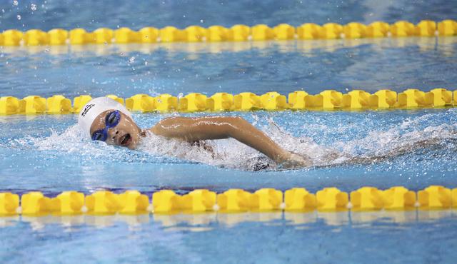 西班牙游泳选手实现惊天逆转,加冕冠军 西班牙游泳选手实现惊天逆转,加冕冠军