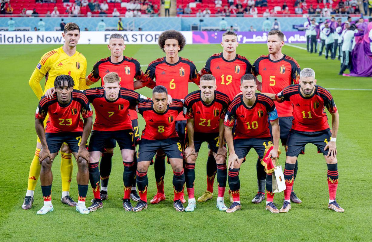 关于罗马尼亚主场战胜北马其顿,小组晋级希望存疑的信息 关于罗马尼亚主场战胜北马其顿,小组晋级希望存疑的信息