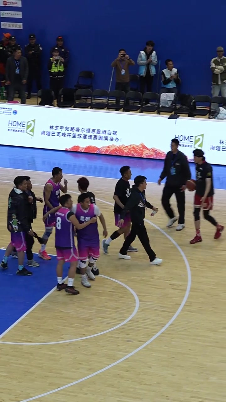 精彩瞬间!国内球队闯入四强