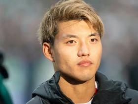 开云官方app入口-弗莱堡中场球员获选为最佳球员