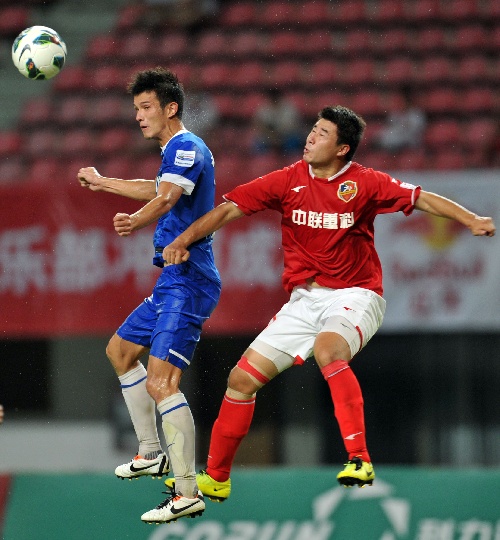 广东宏远以客场2比1胜东道主湖南湘涛 广东宏远以客场2比1胜东道主湖南湘涛