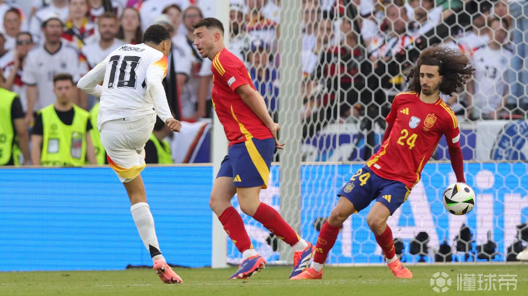 关于欧国联半决赛:球队战术调整备受关注的信息 关于欧国联半决赛:球队战术调整备受关注的信息