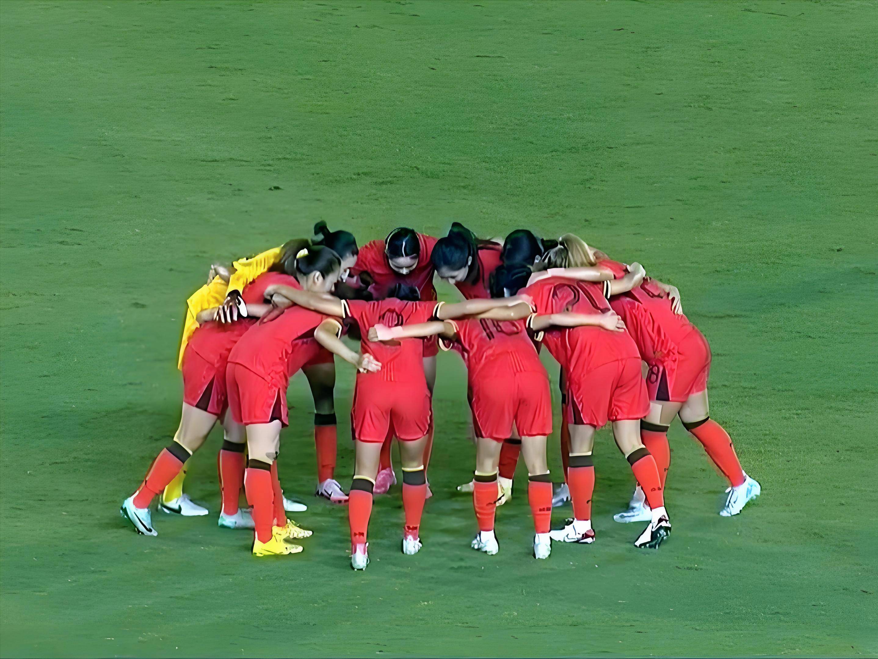 开云体育APP下载-引领潮流！女足赛场激情迸发