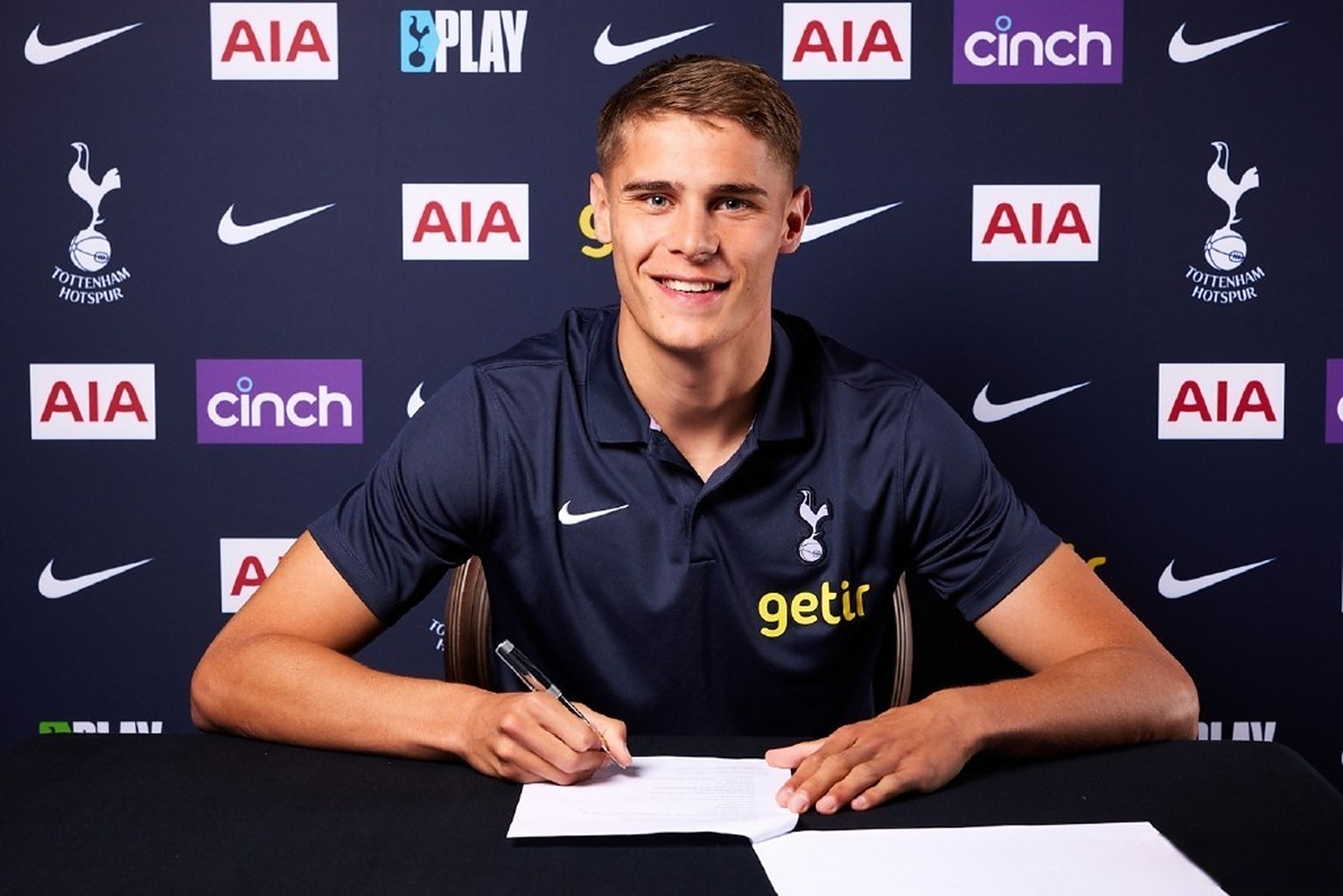 开云体育登录-热刺前锋加盟沃尔夫斯堡，有助球队攻势的简单介绍