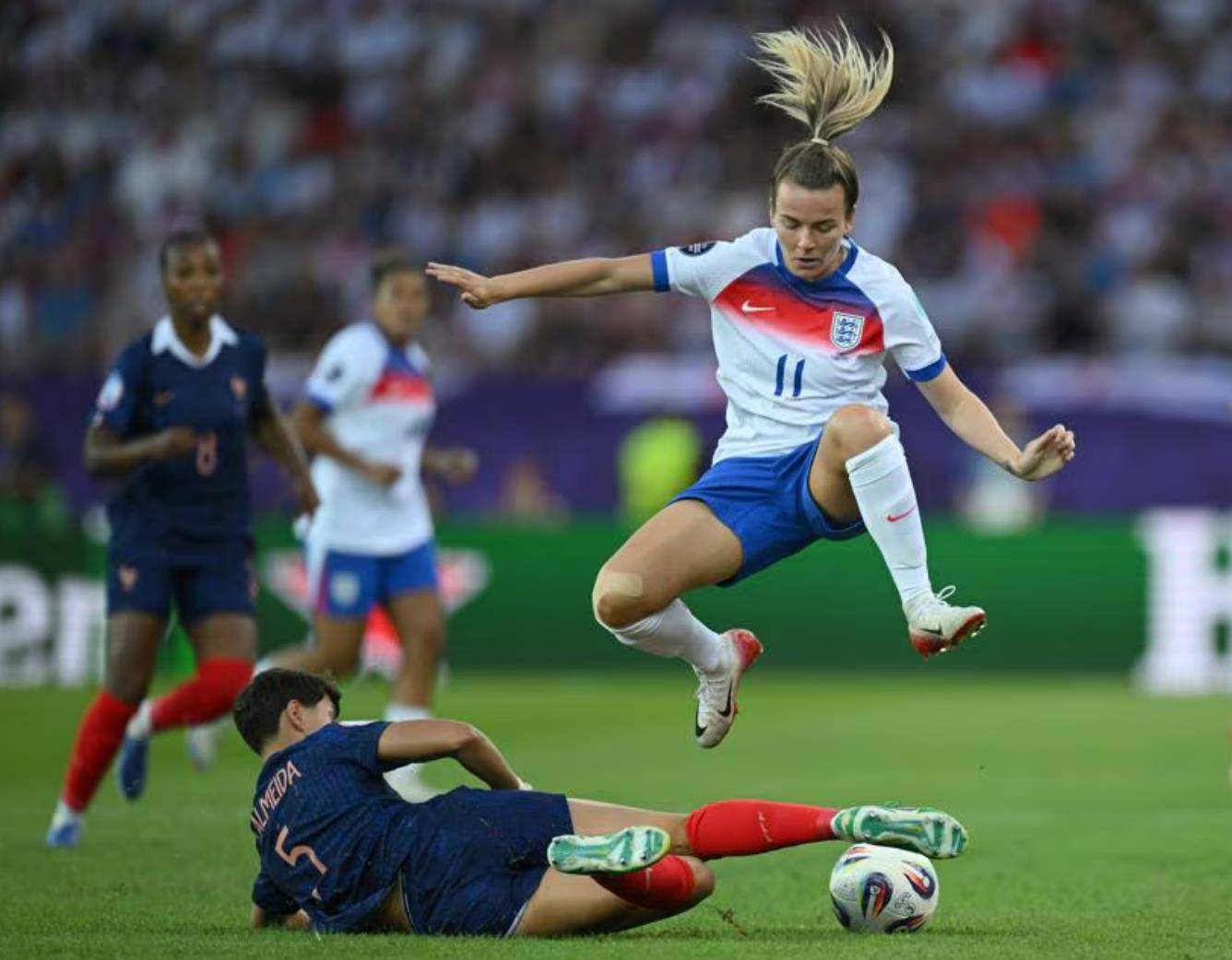 开云体育-英格兰女足比赛中创下纪录胜利的简单介绍