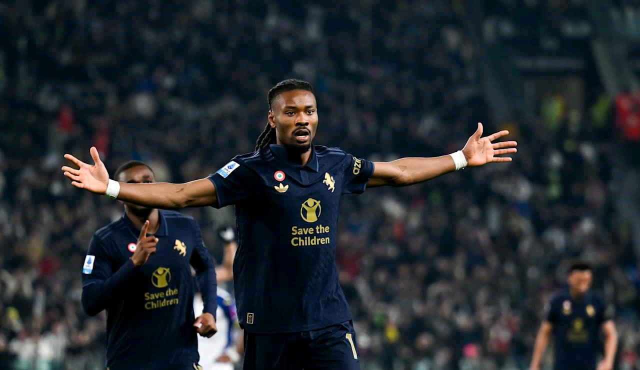 开云体育-欧洲球队引进巴西后卫加强防线