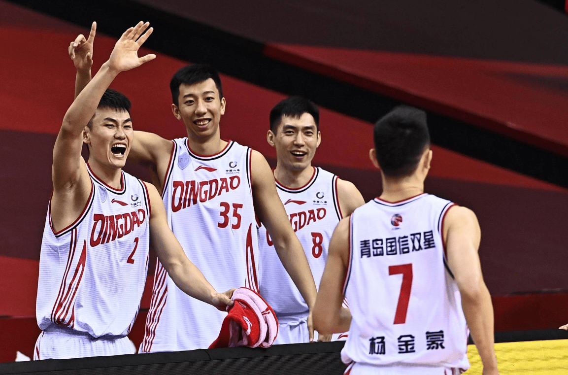 青岛队大胜，冲上积分榜第七位