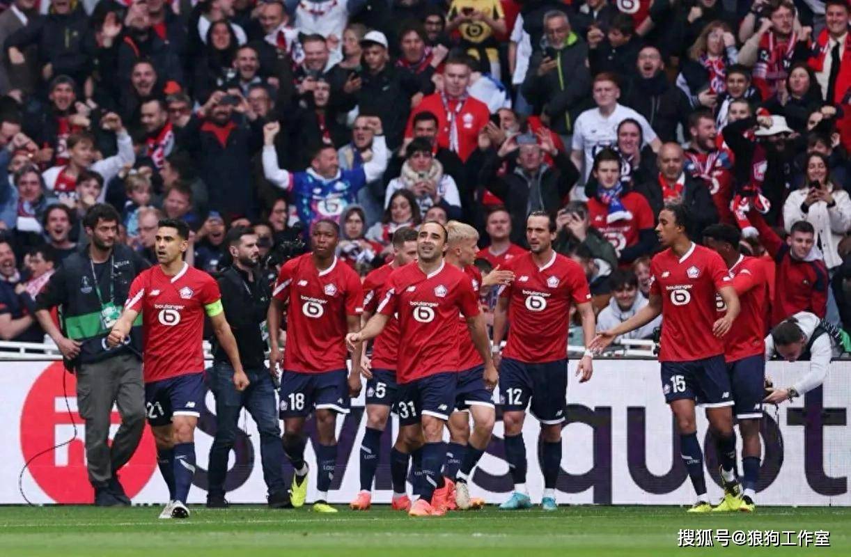 摩纳哥客场战胜斯特拉斯堡，壮志凌云