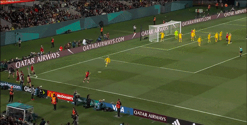 瑞典队绝杀对手,挺进下一轮 瑞典队绝杀对手,挺进下一轮