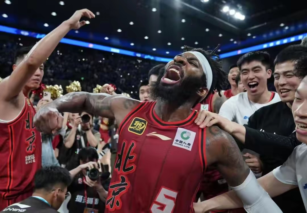 CBA球队外援引进政策调整，球员转会市场热闹