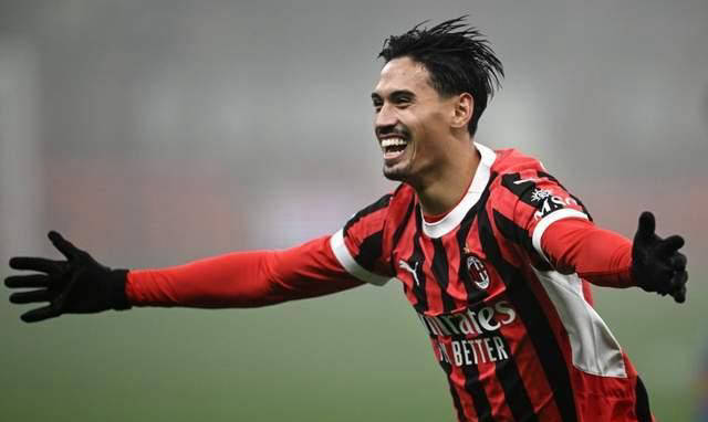 意甲球员表现抢眼，赢得赞誉