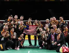 马来西亚羽毛球队完胜丹麦羽毛球队，斯里坎特绝境逆转