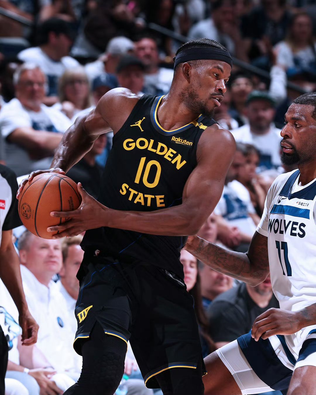 开云下载-勇士主场惊险逆转森林狼