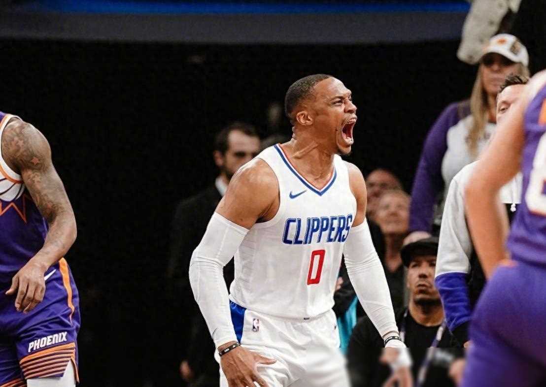 开云体育登录-火箭大胜太阳，威少连续比赛20+10