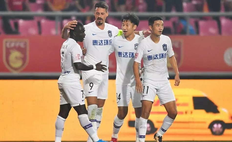 鲁能客场战平申花，积分榜排名稳定的简单介绍