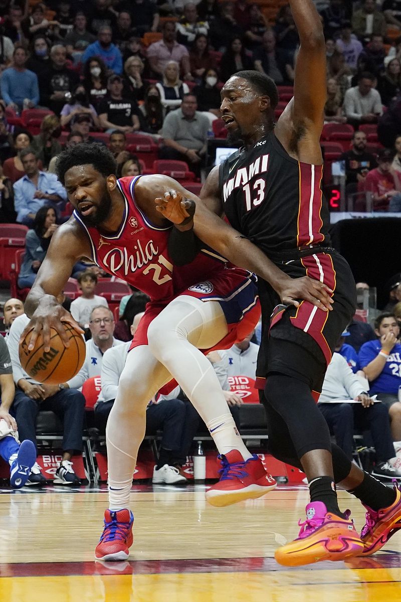 包含热火翻盘太阳，恩比德关键制胜的词条